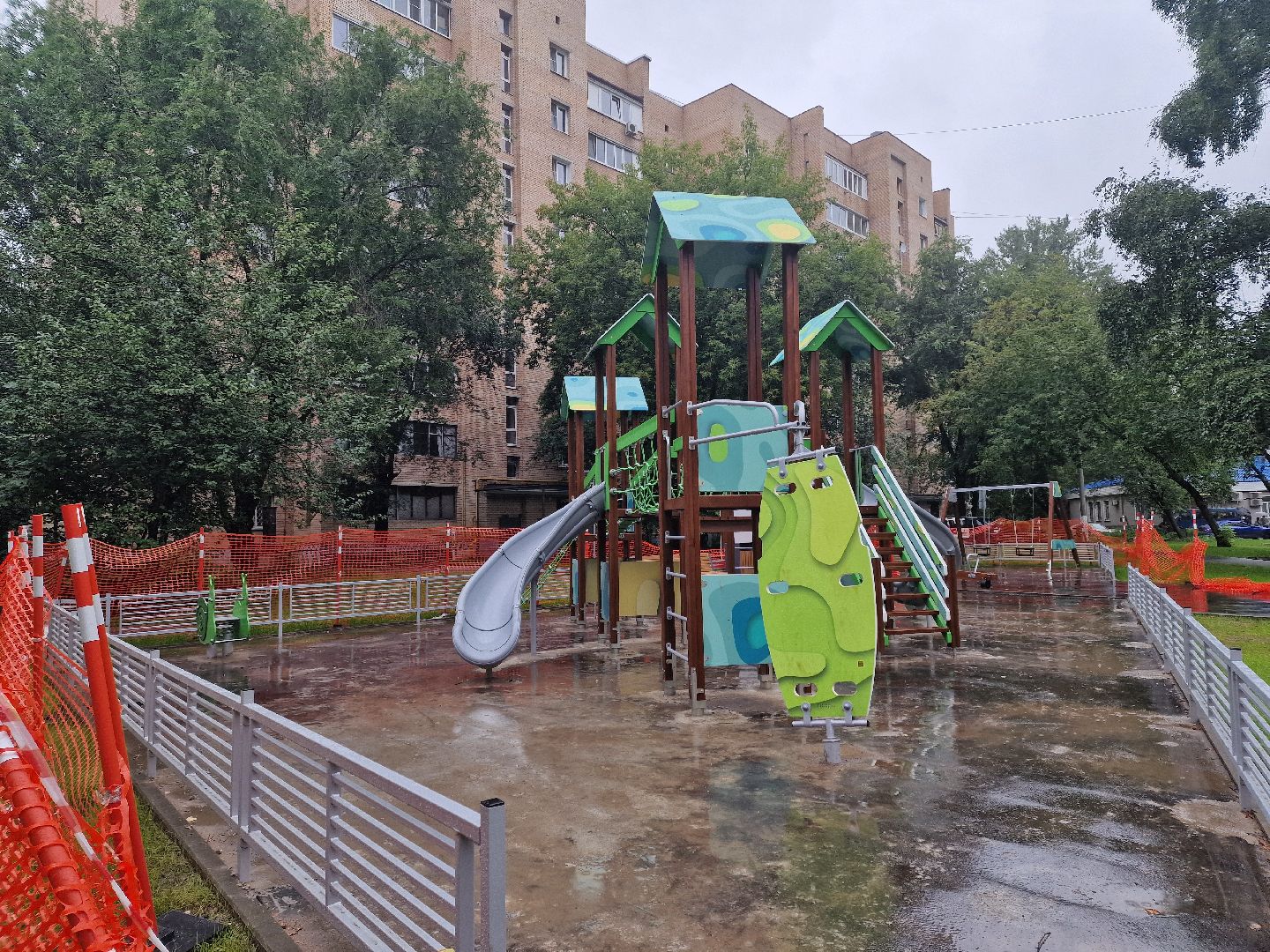 благоустройство территории в балашихе, балашиха, детская игровая площадка,