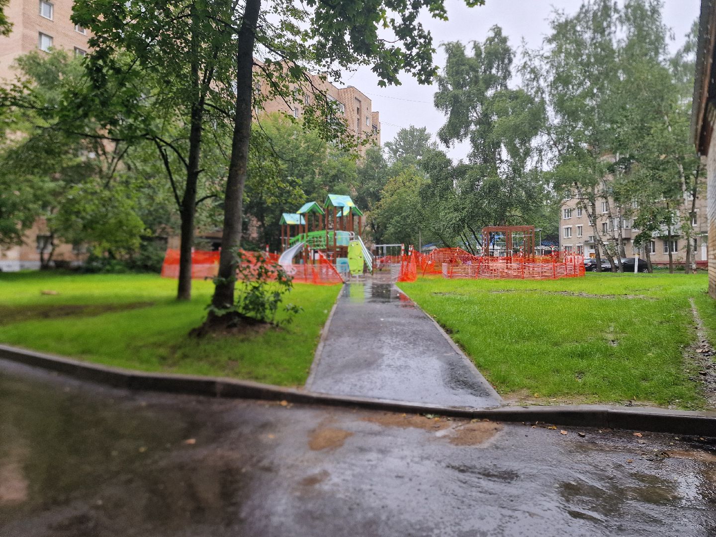 благоустройство территории в балашихе, балашиха, детская игровая площадка,