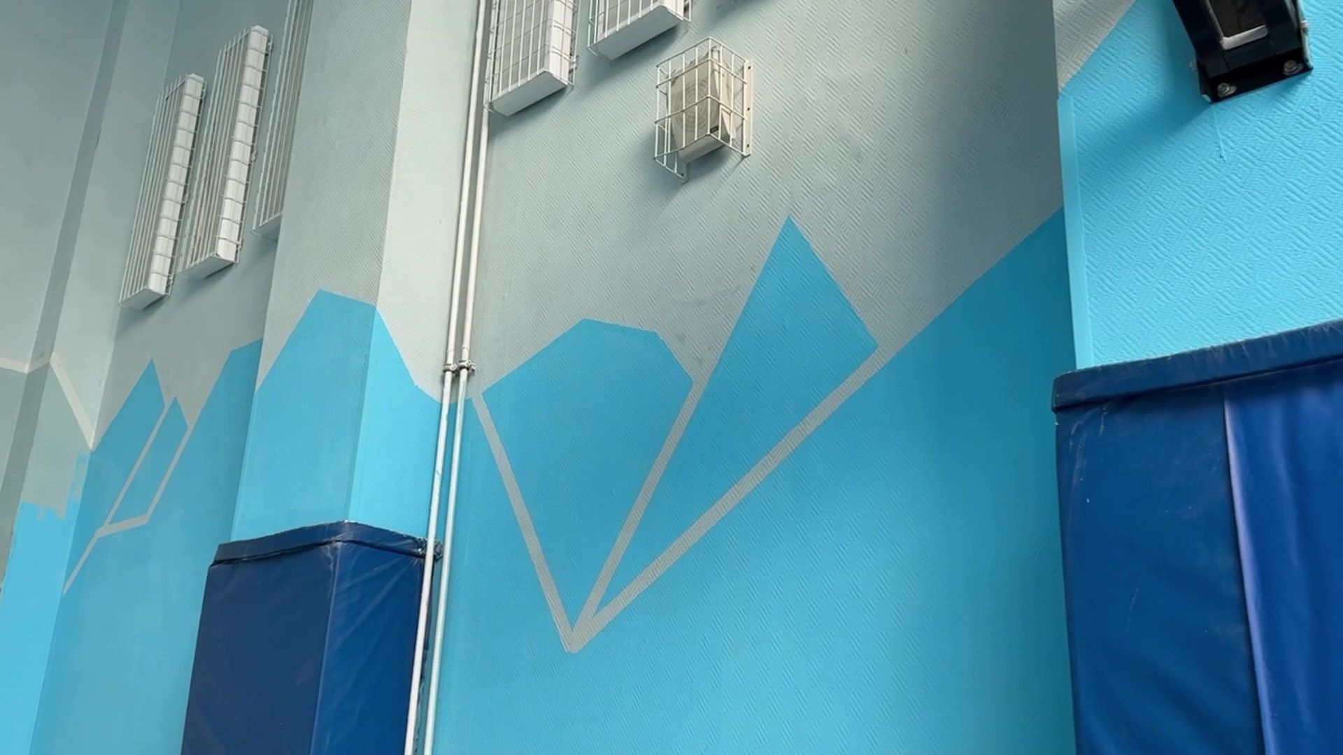 Реутов, образование, спортзал, ремонт, покраска, обои,