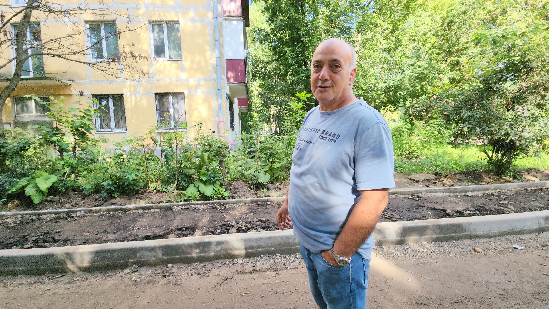 комплексное благоустройство, Благоустройство дворов , Лобня, замена бордюров,