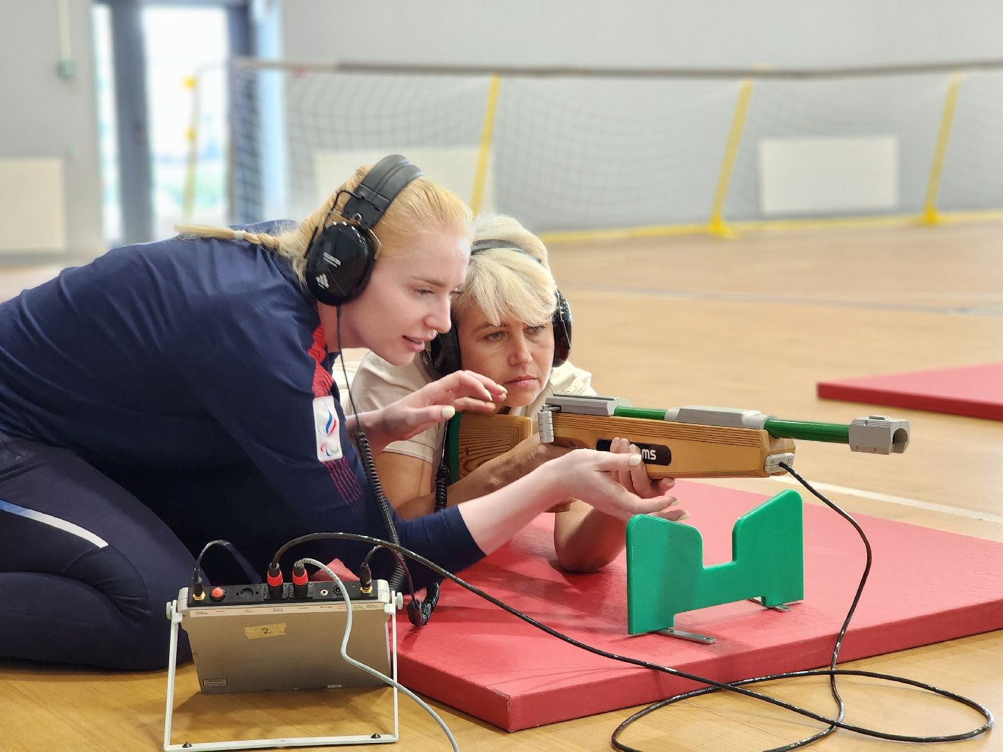 сергиев посад, сергиево-посадский городской округ,  центр мещерякова, биатлон для слепых, паралимпийский спорт, электронная винтовка, Тренировка для участников СВО, биатлонный комплекс, паралимпийский биатлон, реабилитация участников сво,