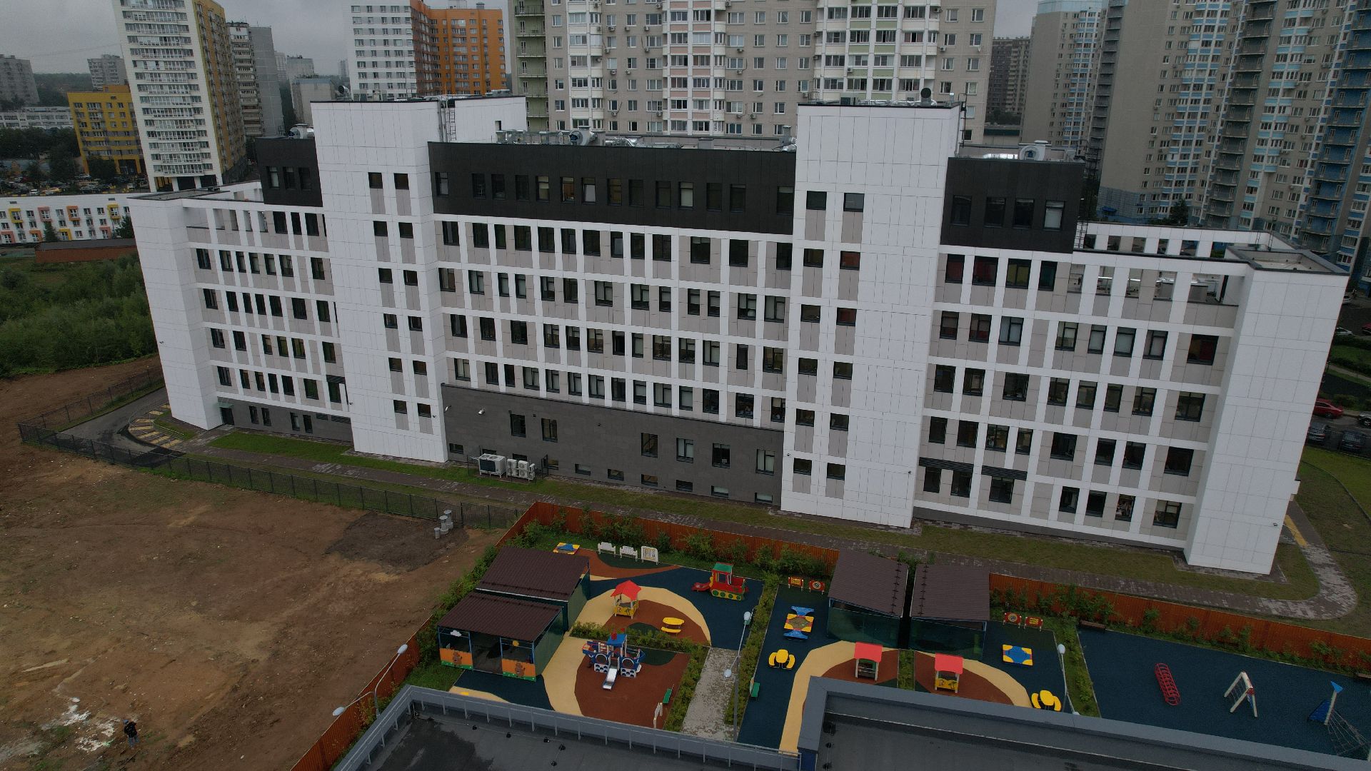 видео с коптера, поликлиника в видном, новая поликлиника, медицина видное,