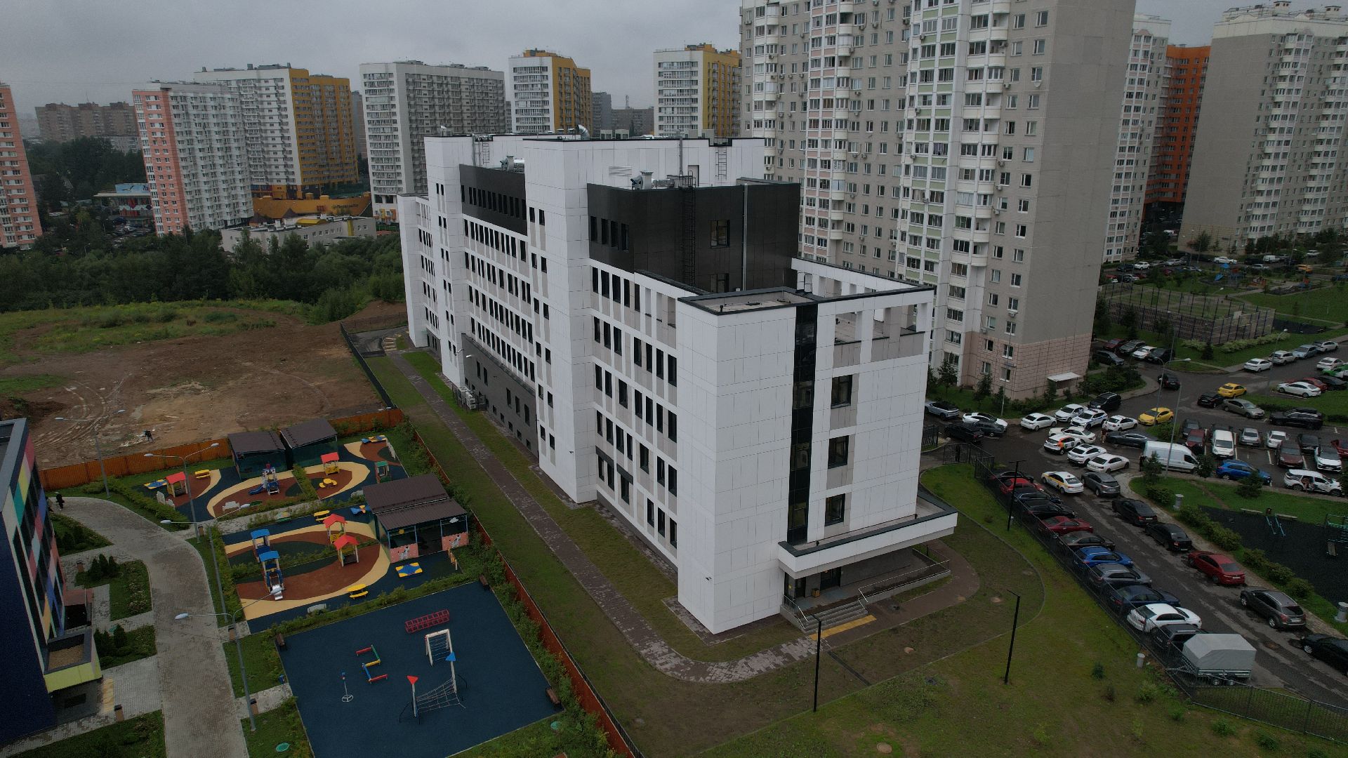 видео с коптера, поликлиника в видном, новая поликлиника, медицина видное,