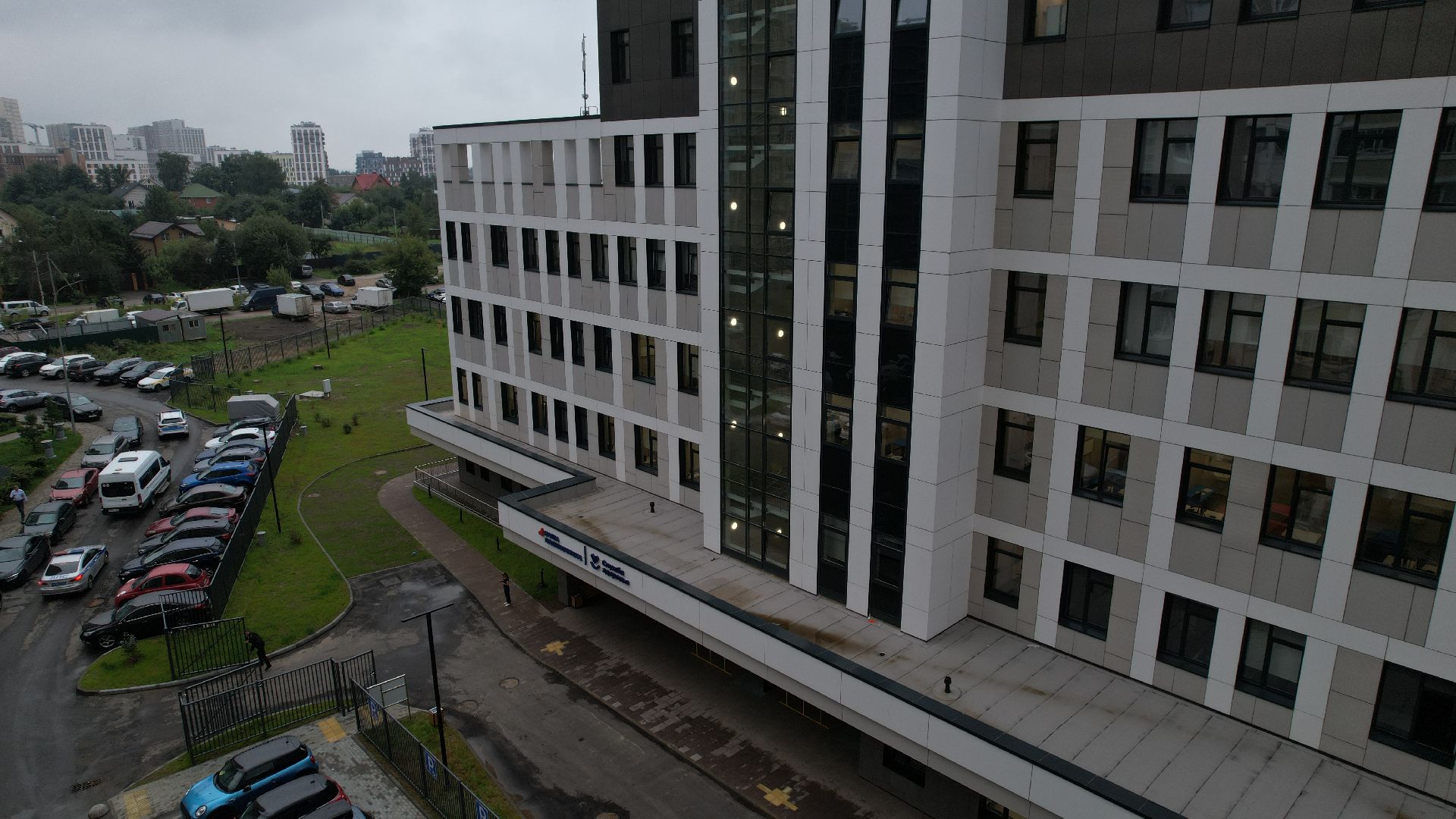 видео с коптера, поликлиника в видном, новая поликлиника, медицина видное,