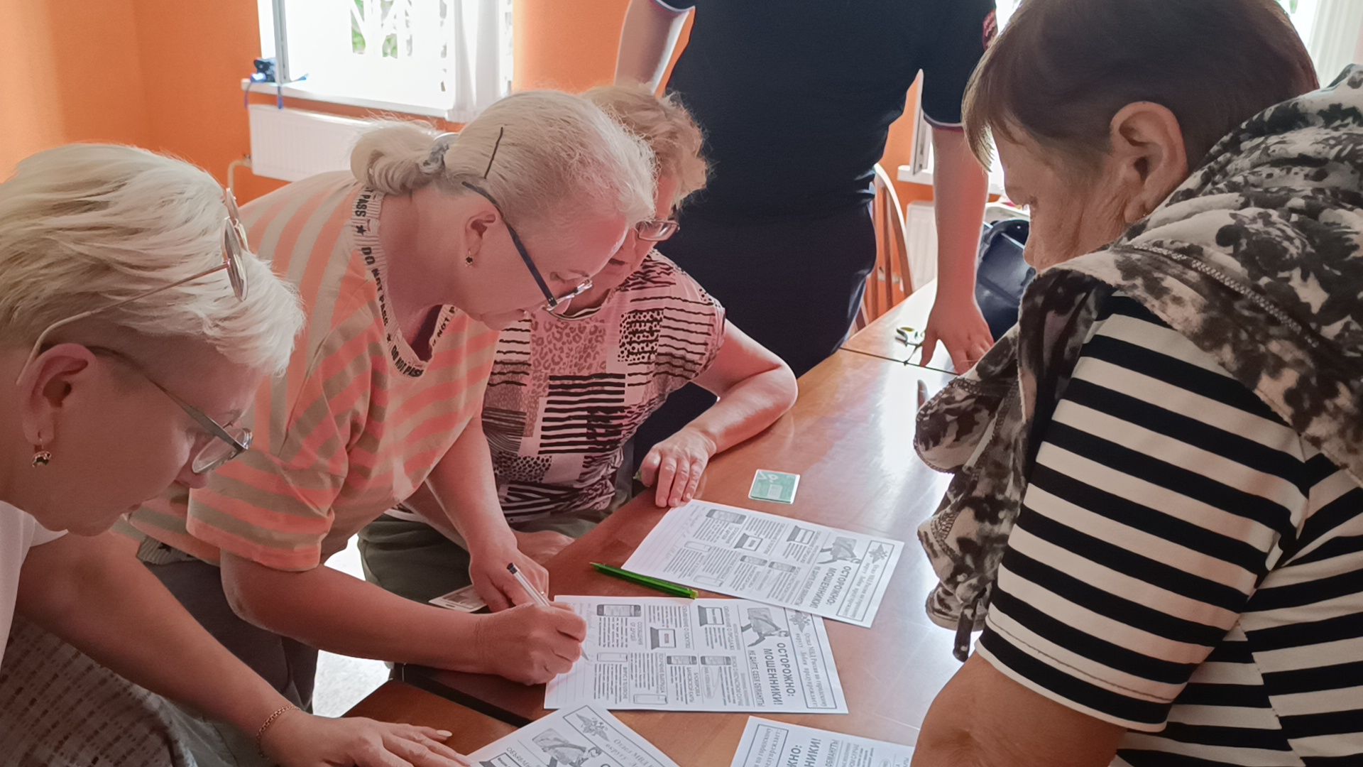 полиция, мошенники, активное долголетие, лобня,