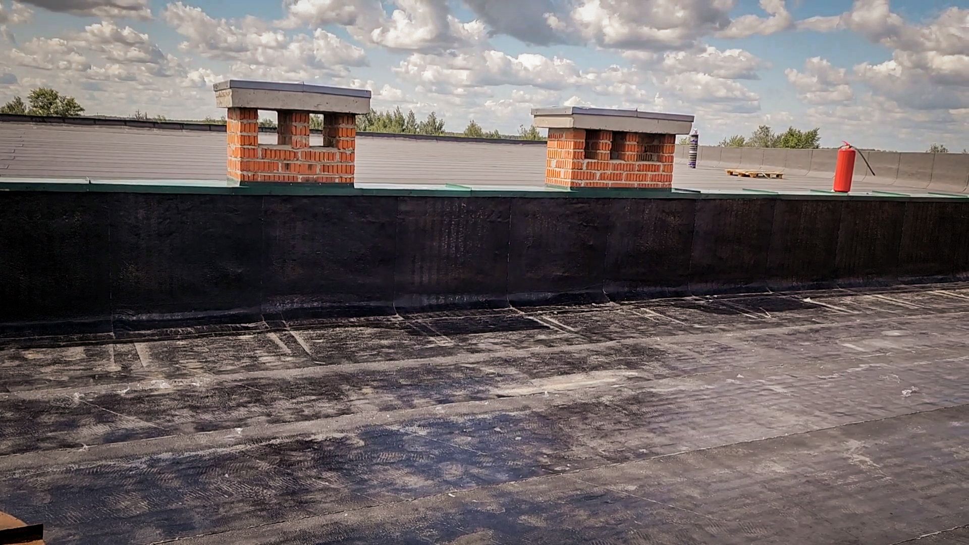 бронницы, ремонт кровли гимназии в бронницах, гимназия имени пушкина,  подготовка гимназии к новому учебному году ,