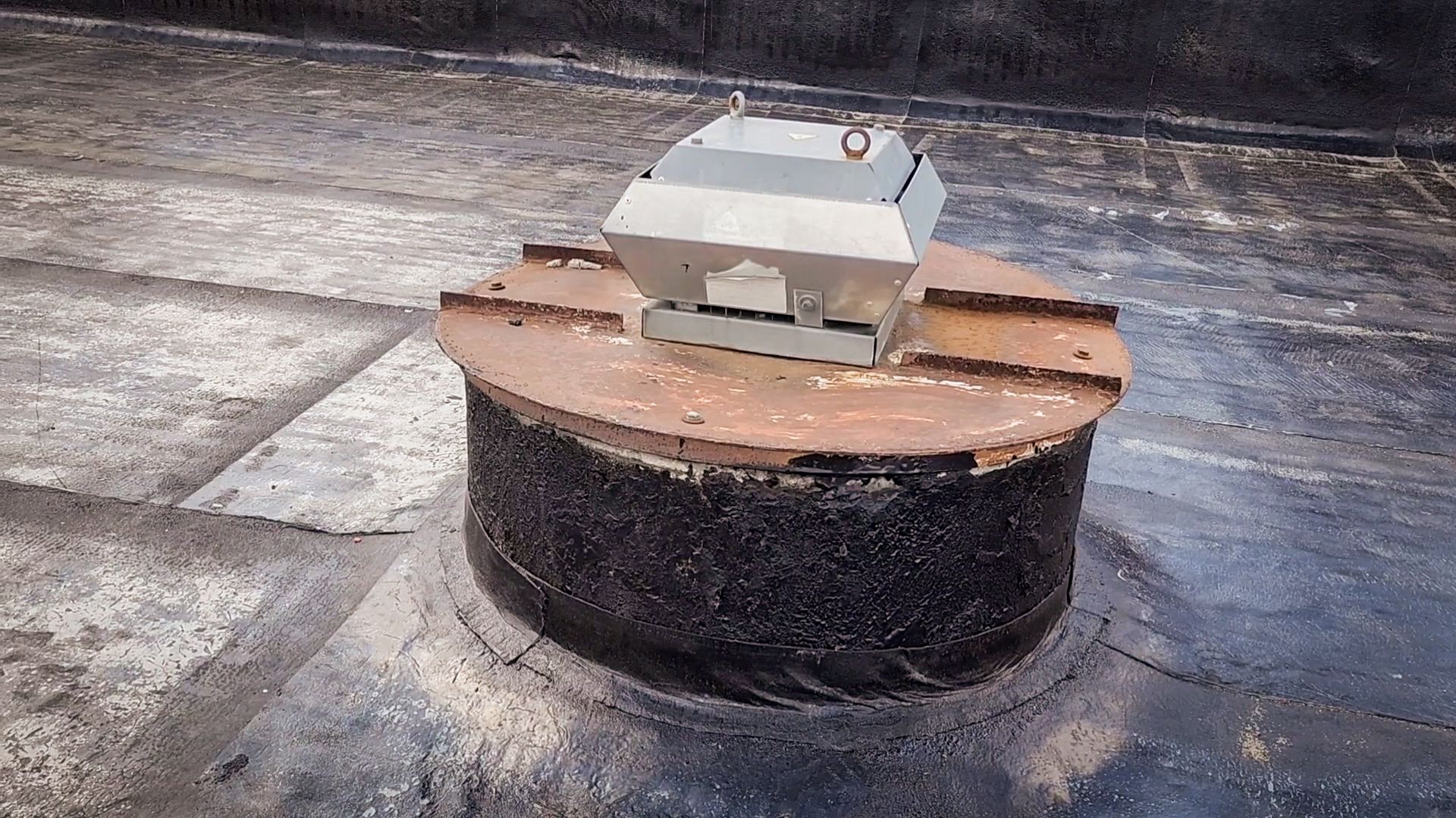 бронницы, ремонт кровли гимназии в бронницах, гимназия имени пушкина,  подготовка гимназии к новому учебному году ,