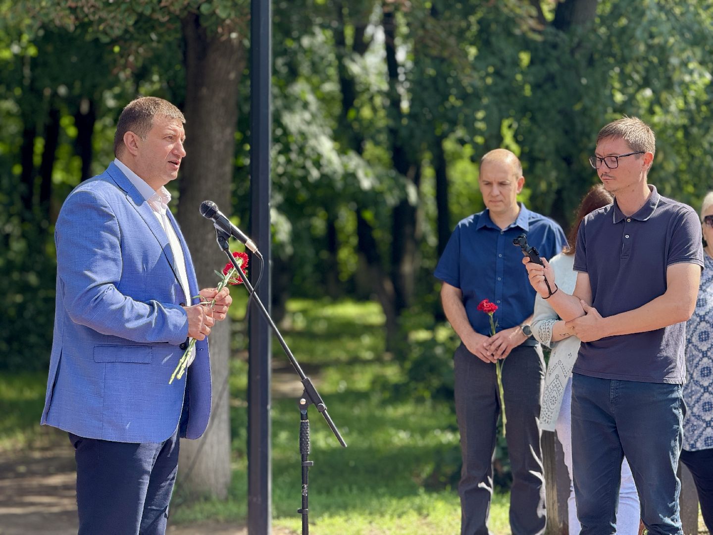 возложение цветов, памятная дата, волонтеры подмосковья,100 свирская воздушно-десантная  дивизия, великая отечественная война, десантники,акция памяти,