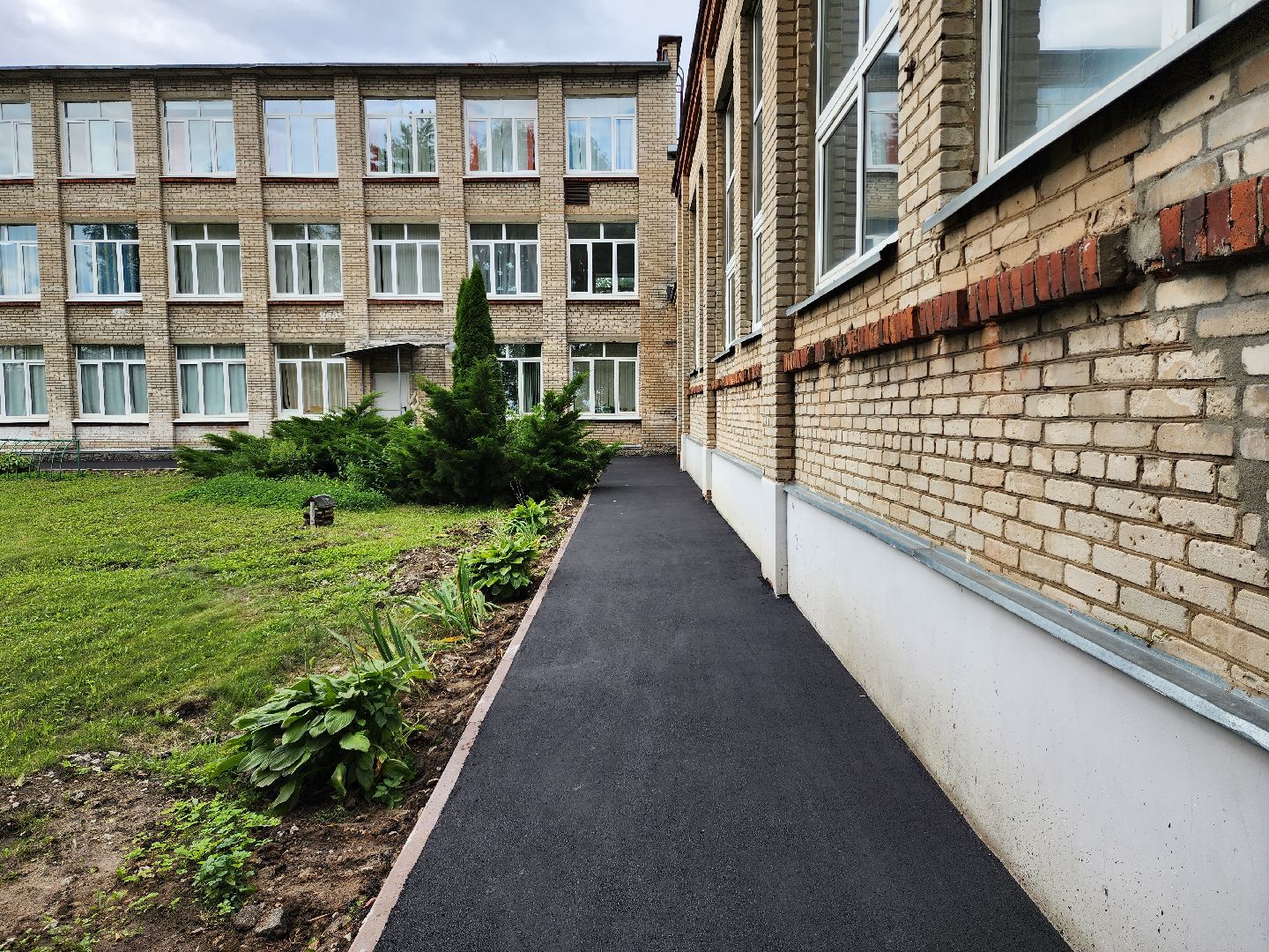 раменское, образование, ремонт образовательных учреждений округа, благоустройство территории второго здания гжельской школы,