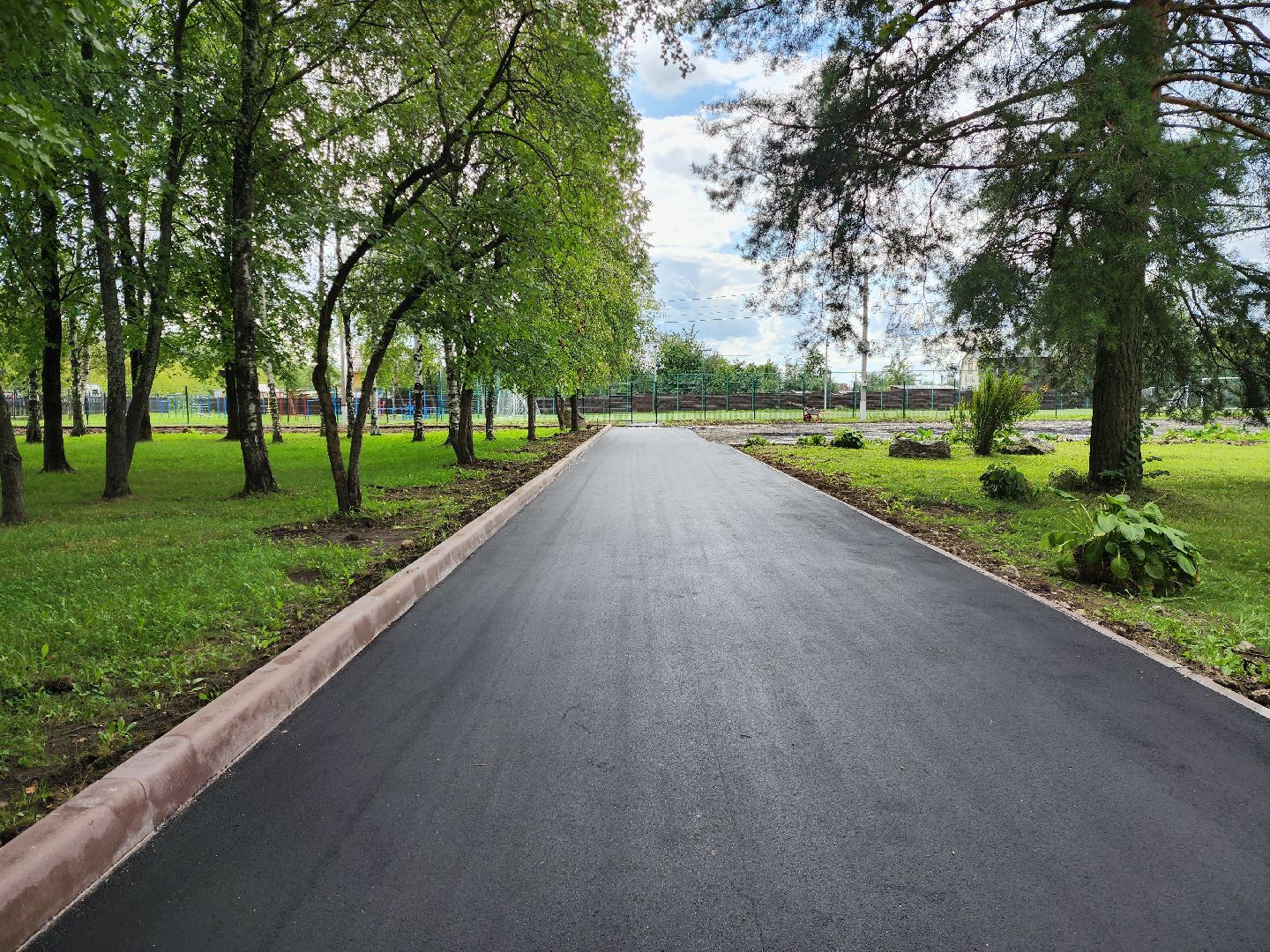 раменское, образование, ремонт образовательных учреждений округа, благоустройство территории второго здания гжельской школы,