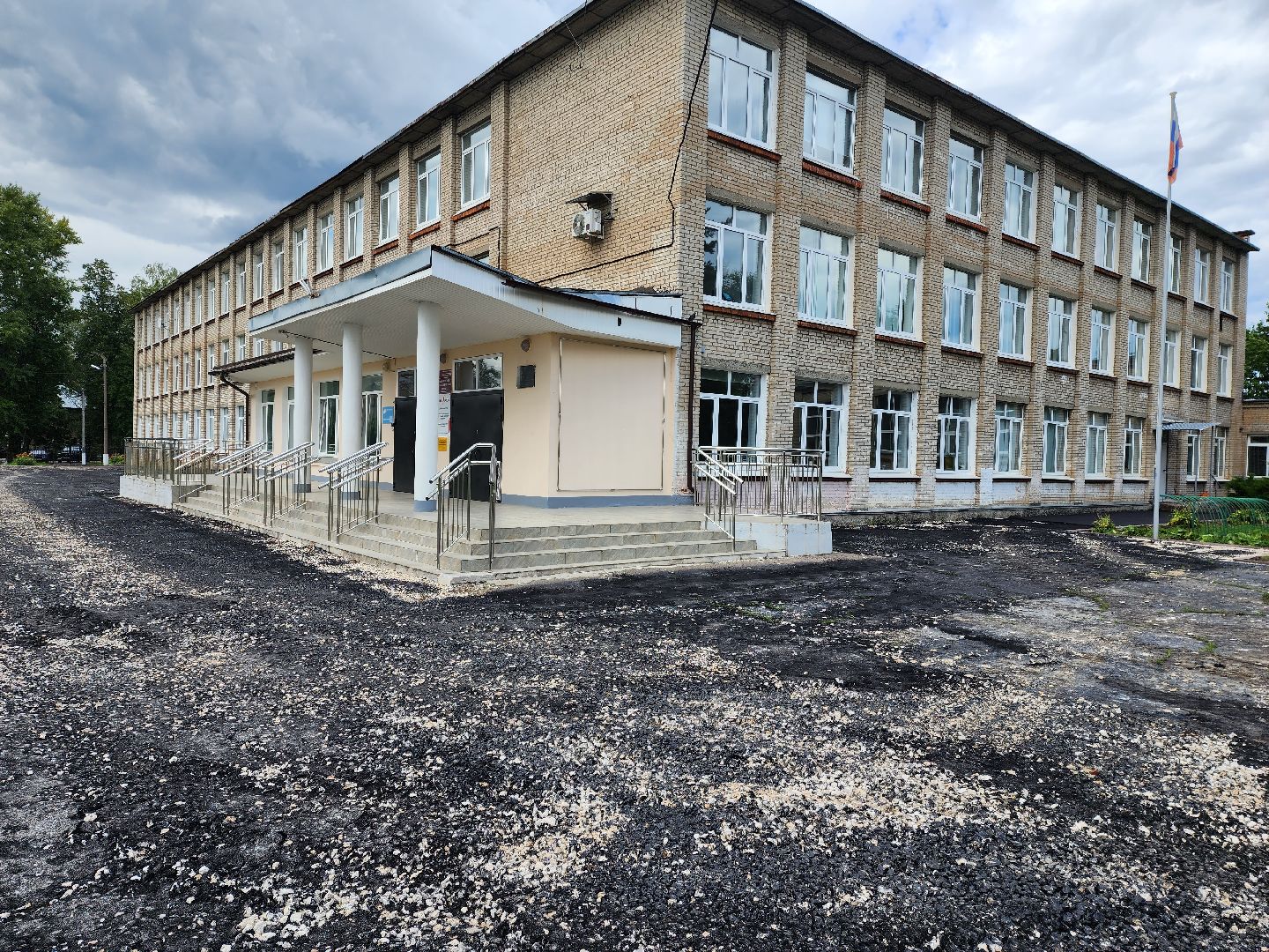 раменское, образование, ремонт образовательных учреждений округа, благоустройство территории второго здания гжельской школы,