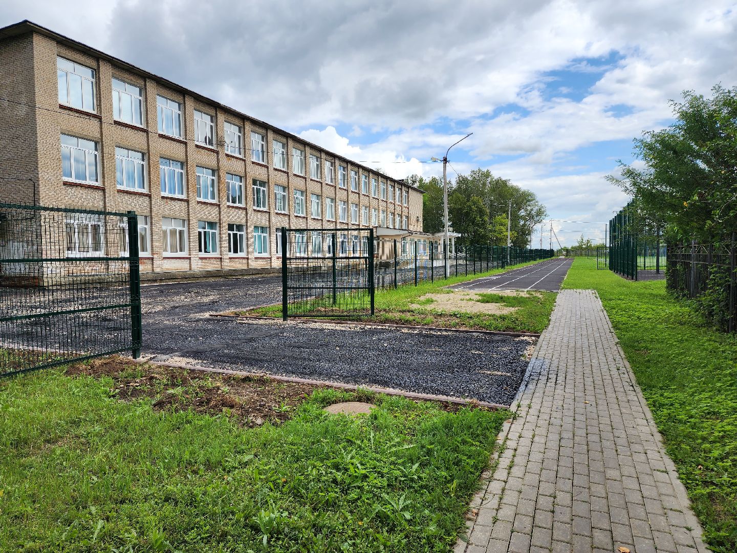 раменское, образование, ремонт образовательных учреждений округа, благоустройство территории второго здания гжельской школы,