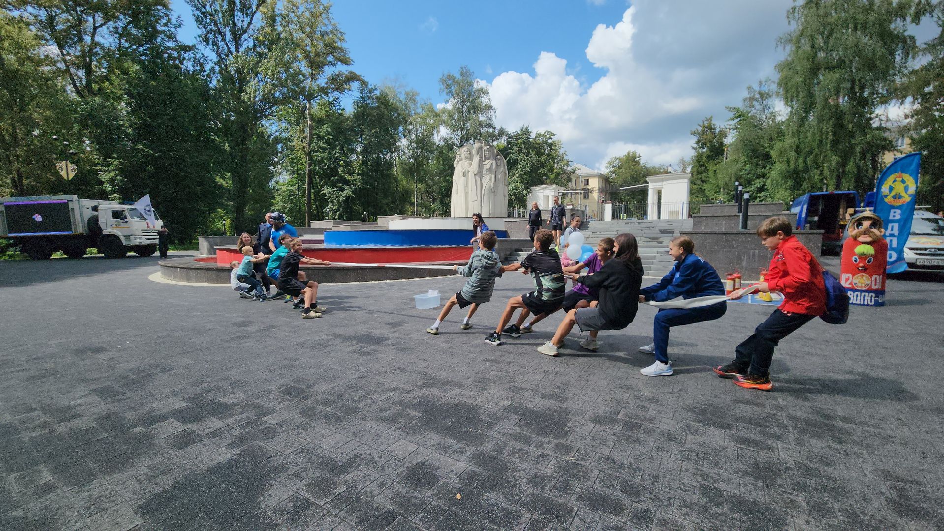 мытищи, парк мира, Всероссийский день физкультурника , спорт - это жизнь, пожарные, Фестиваль от пожарных ,