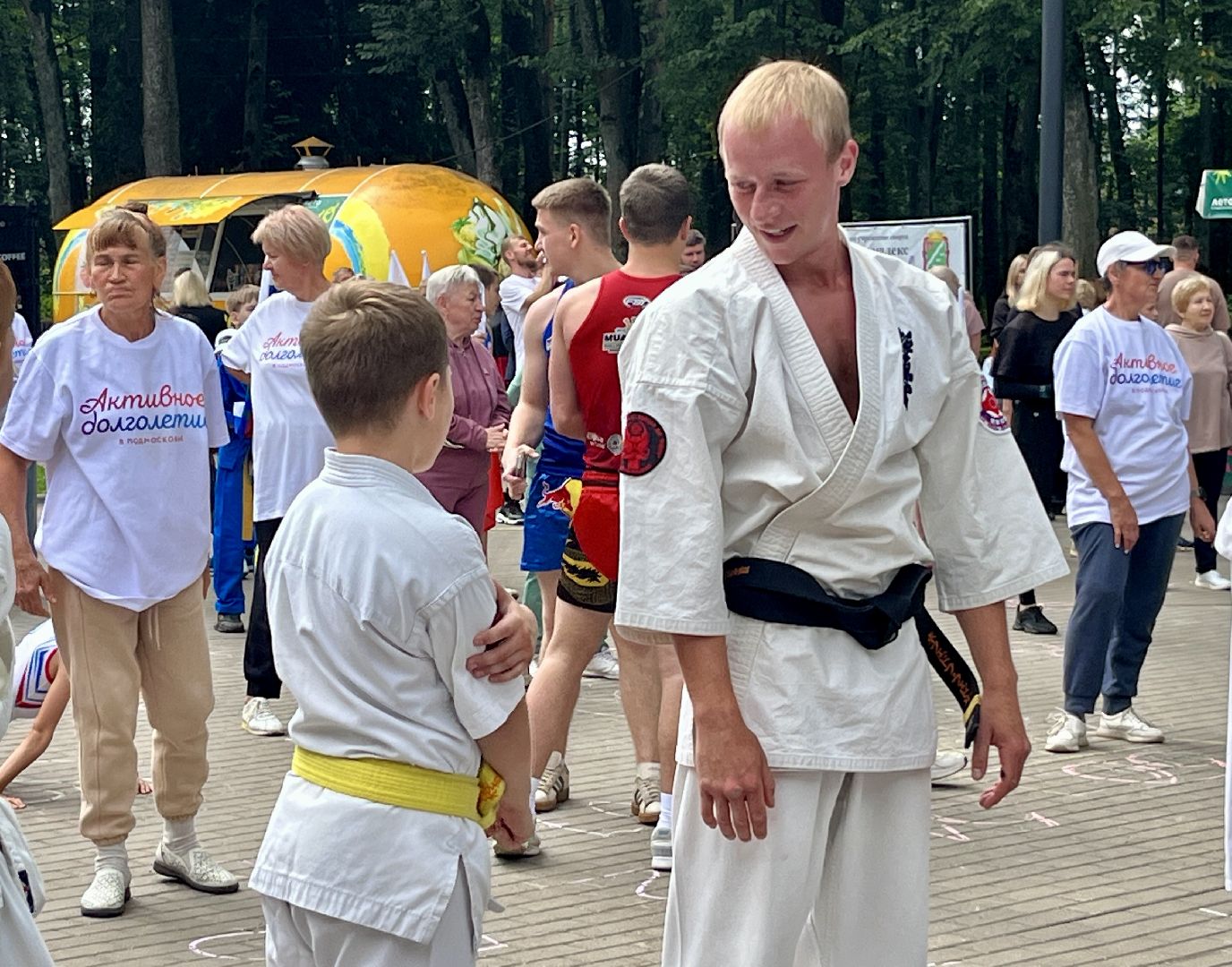 наро-фоминск, кск нара, день физкультурника, флешмоб, стальная сотня, наро-фоминский городской округ,