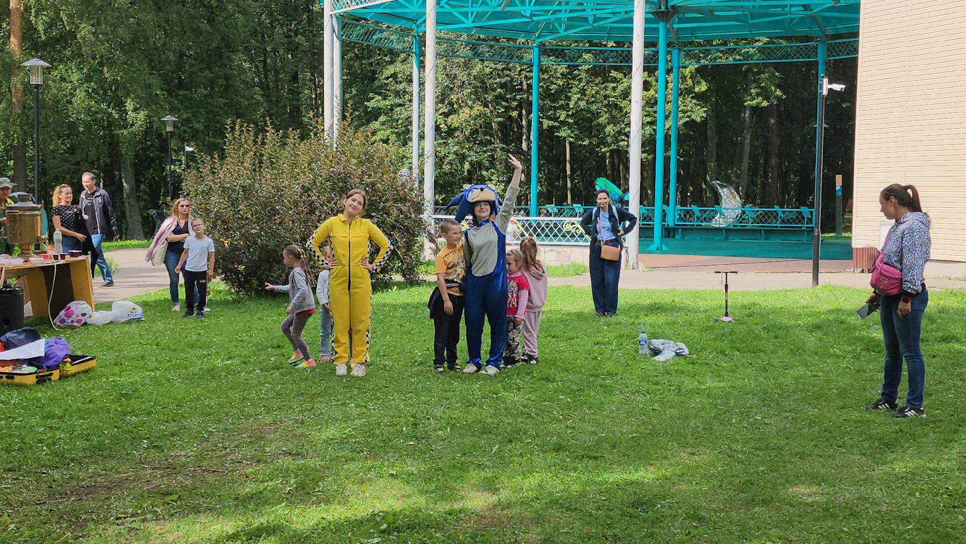 сергиев посад, парк скитские пруды, день физкультурника, волейбол, метание ножа, сергиево-посадский городской округ,