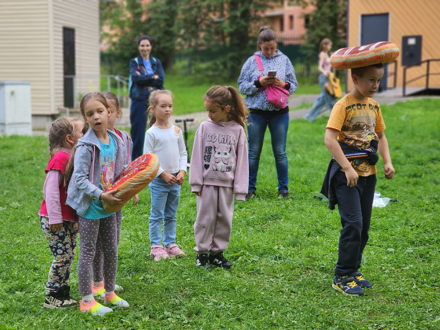 сергиев посад, парк скитские пруды, день физкультурника, волейбол, метание ножа, сергиево-посадский городской округ,