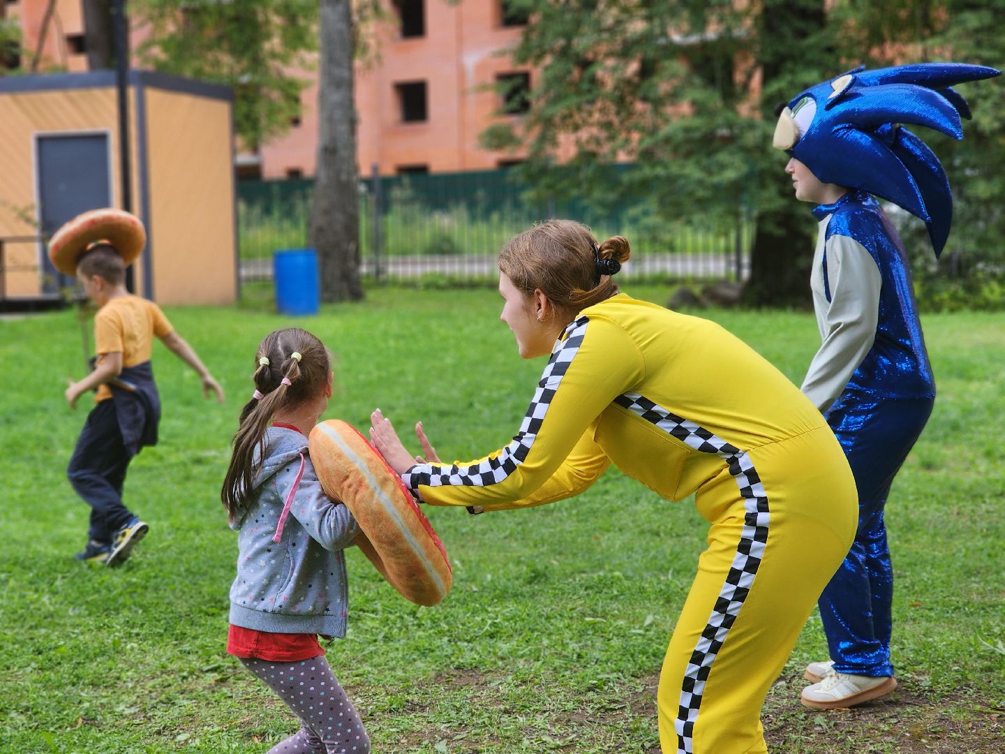 сергиев посад, парк скитские пруды, день физкультурника, волейбол, метание ножа, сергиево-посадский городской округ,