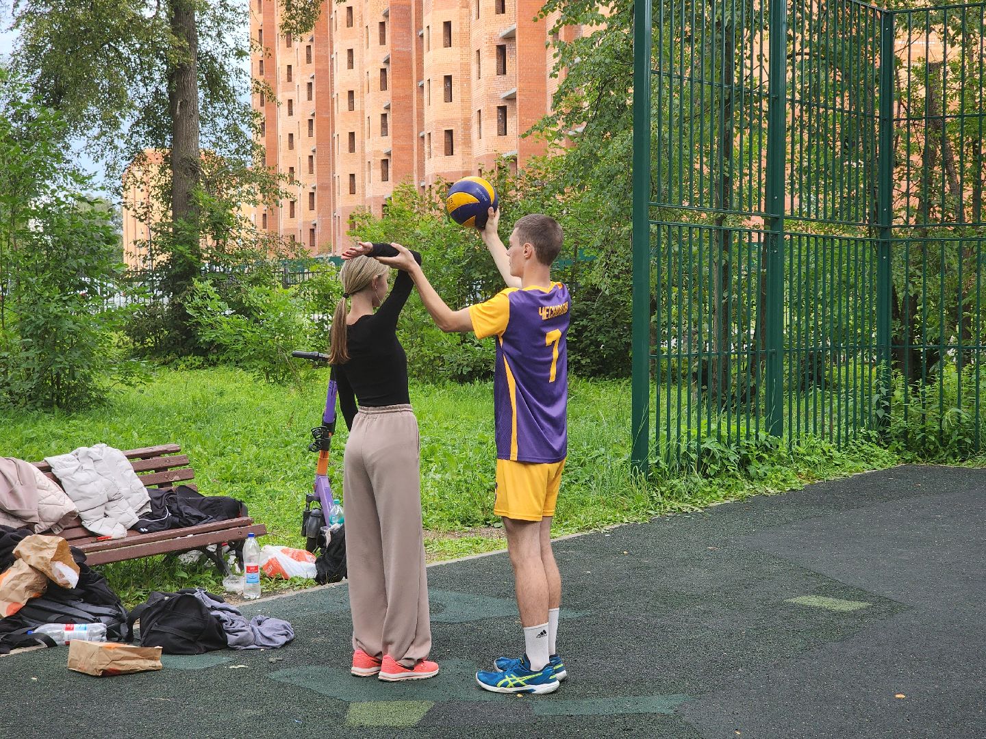 сергиев посад, парк скитские пруды, день физкультурника, волейбол, метание ножа, сергиево-посадский городской округ,