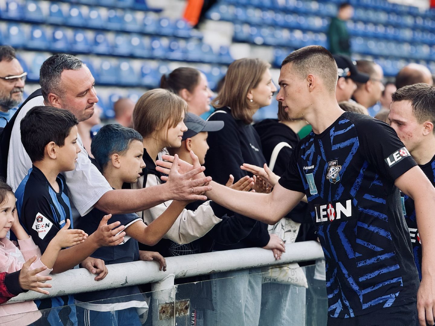 раменское, сатурн, леон сатурн, леон арена, футбол, чемпионат по футболу, раменский сатурн,