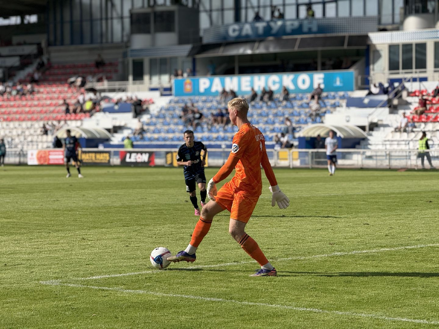 раменское, сатурн, леон сатурн, леон арена, футбол, чемпионат по футболу, раменский сатурн,