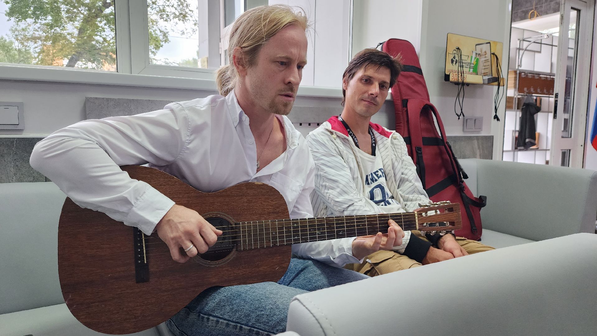 истра, библиотека, вернисаж,