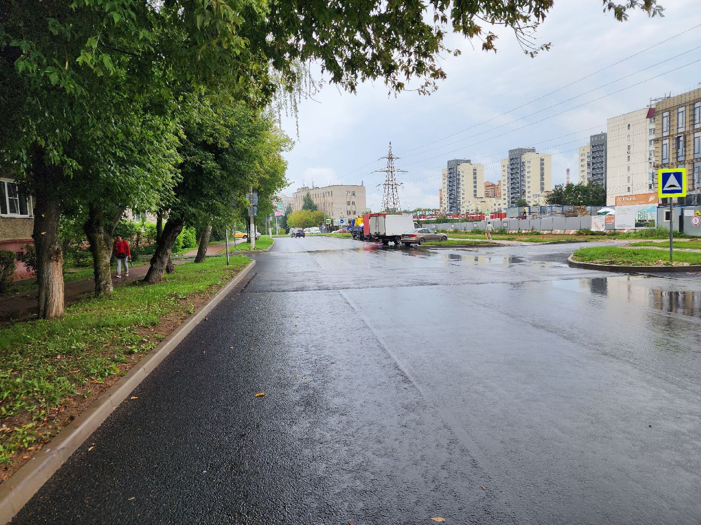 чехов, улица мира, дорожный ремонт, капремонт дороги, замена покрытия, новые тротуары и проходы, парковочные карманы, дорожные знаки, пешеходные переходы, госпрограмма московской области, развитие дорожного комплекса,