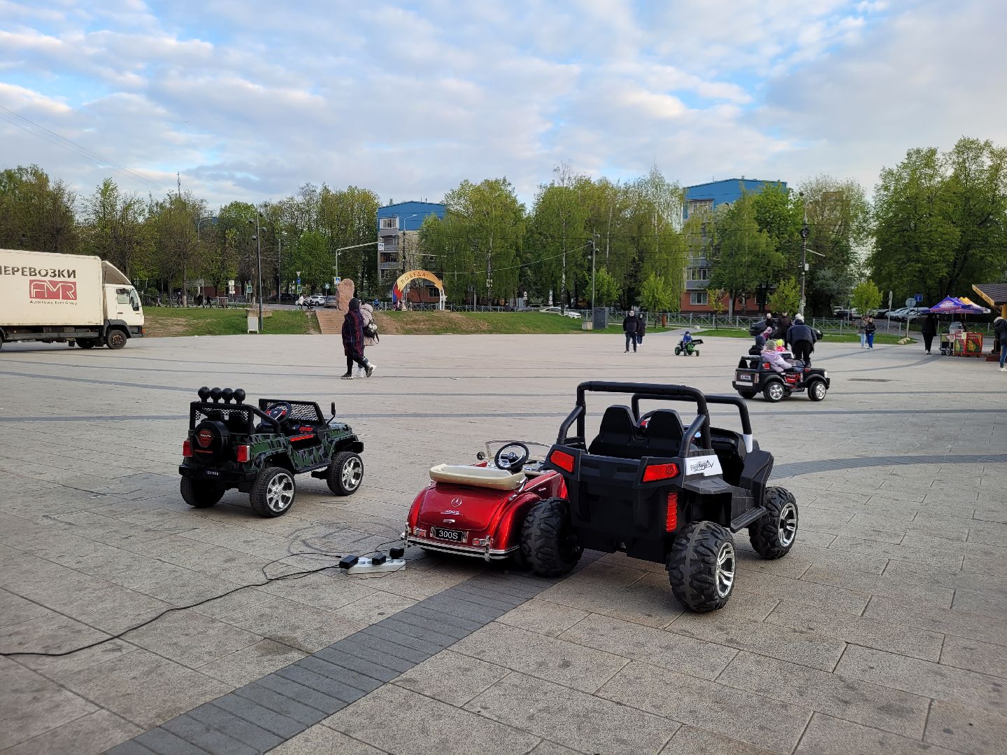 дети; аттракционы; лето; проект; видное