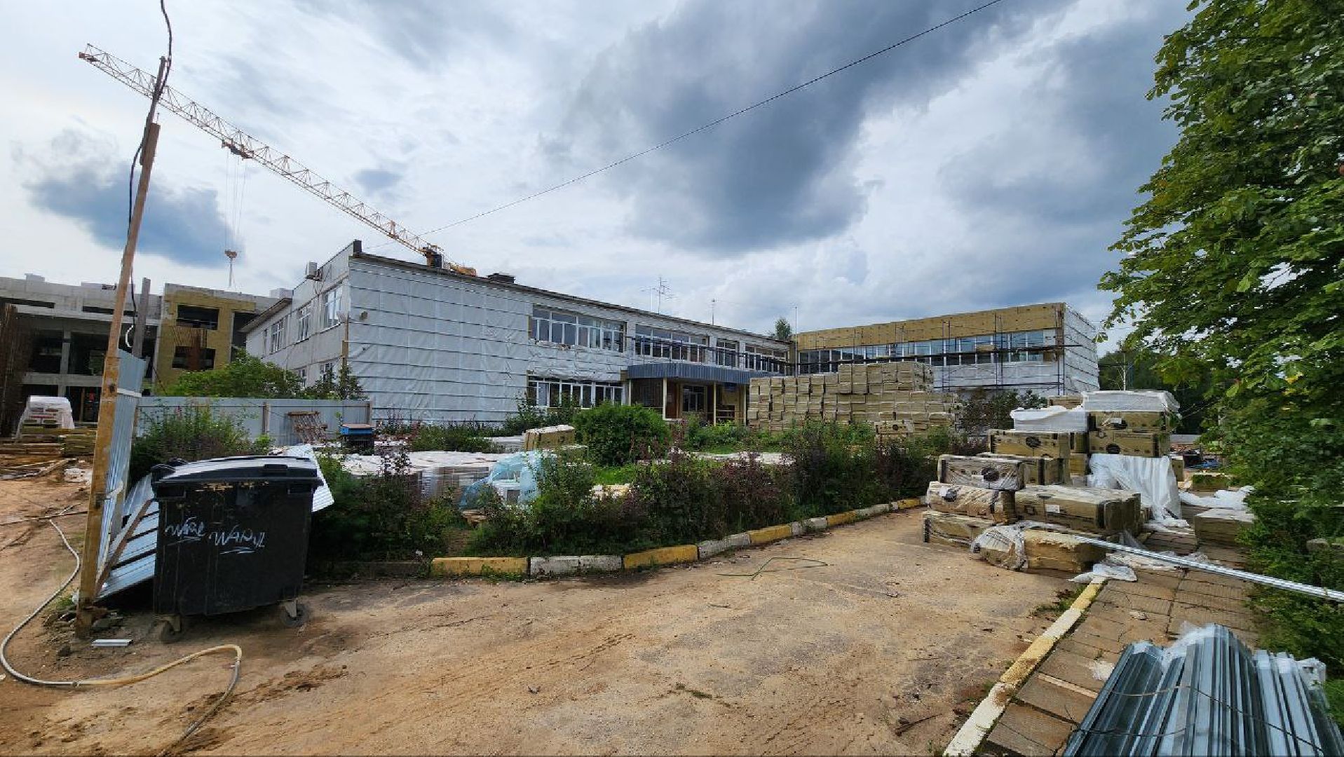 Дмитров, Внуковская школа, Утепление фасада, Минстрой, Минобразования,