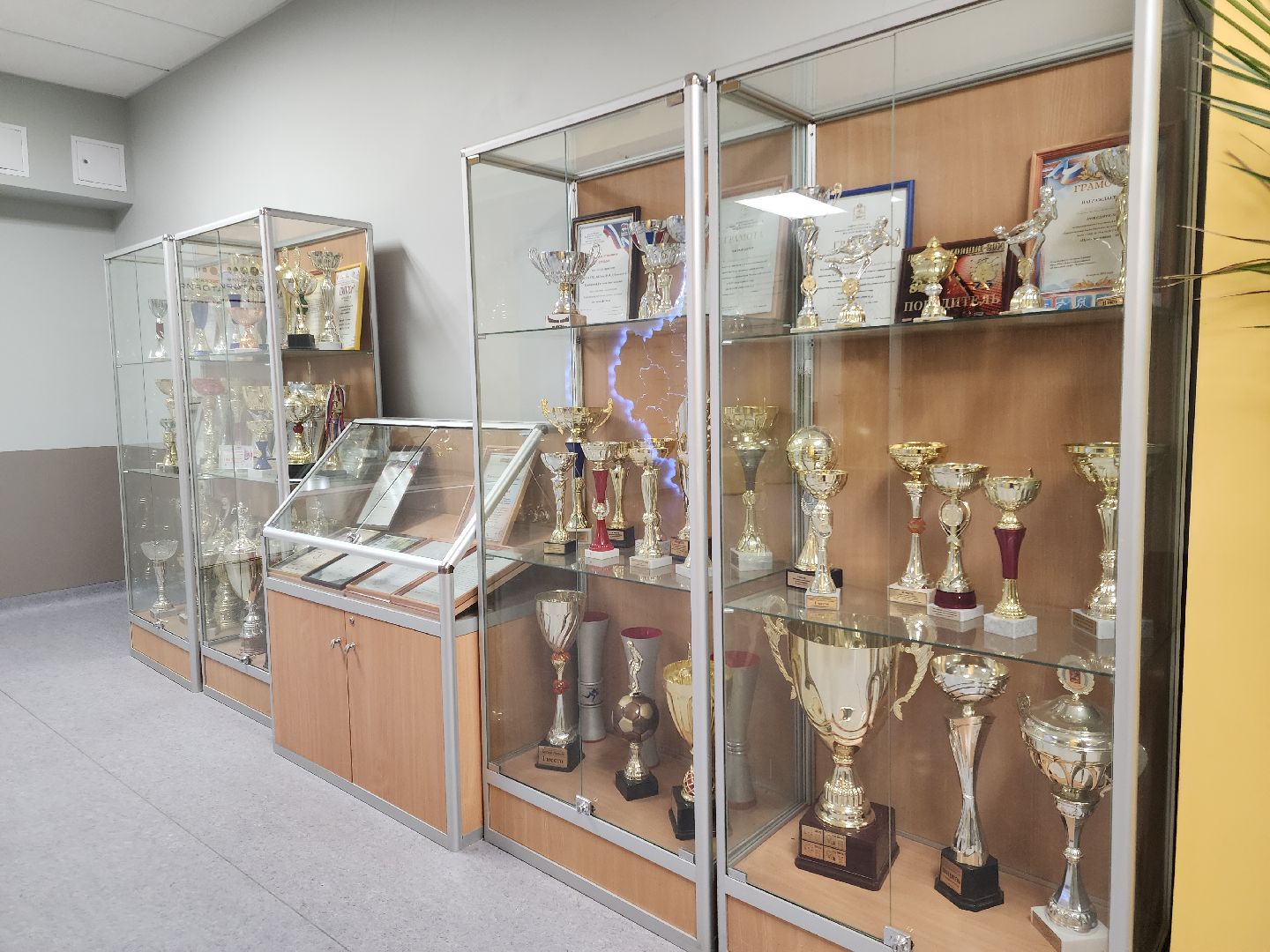 черноголовка, Образование, черноголовская сош,