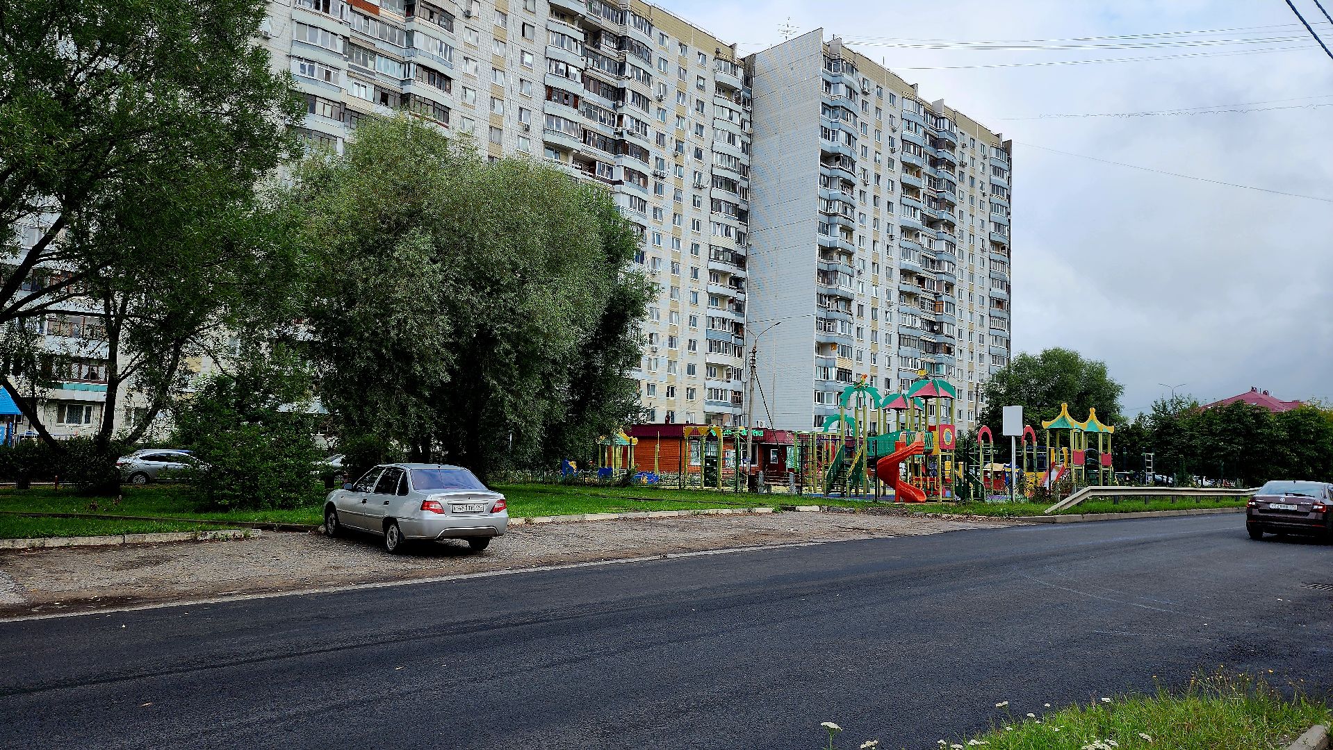 серпухов, подмосковье, улица весенняя, новый асфальт,