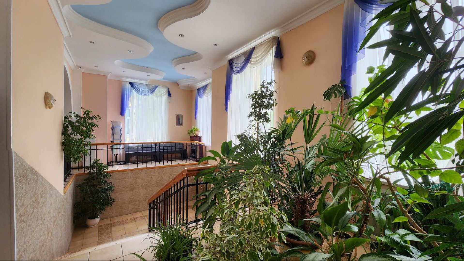 Дмитров, Гимназия Логос, Ремонт школы, Минобразования,