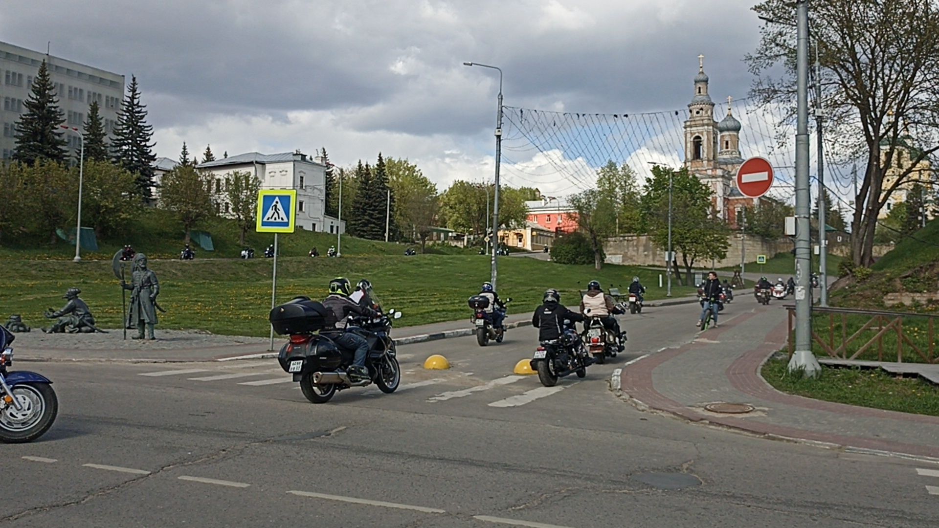 Серпухов, Подмосковье, мотоциклы, байкеры, открытие сезона, подросток