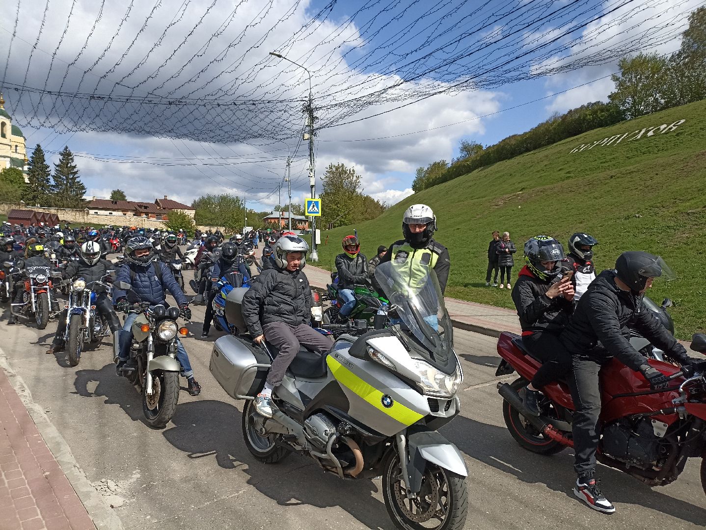 Серпухов, Подмосковье, мотоциклы, байкеры, открытие сезона, подросток