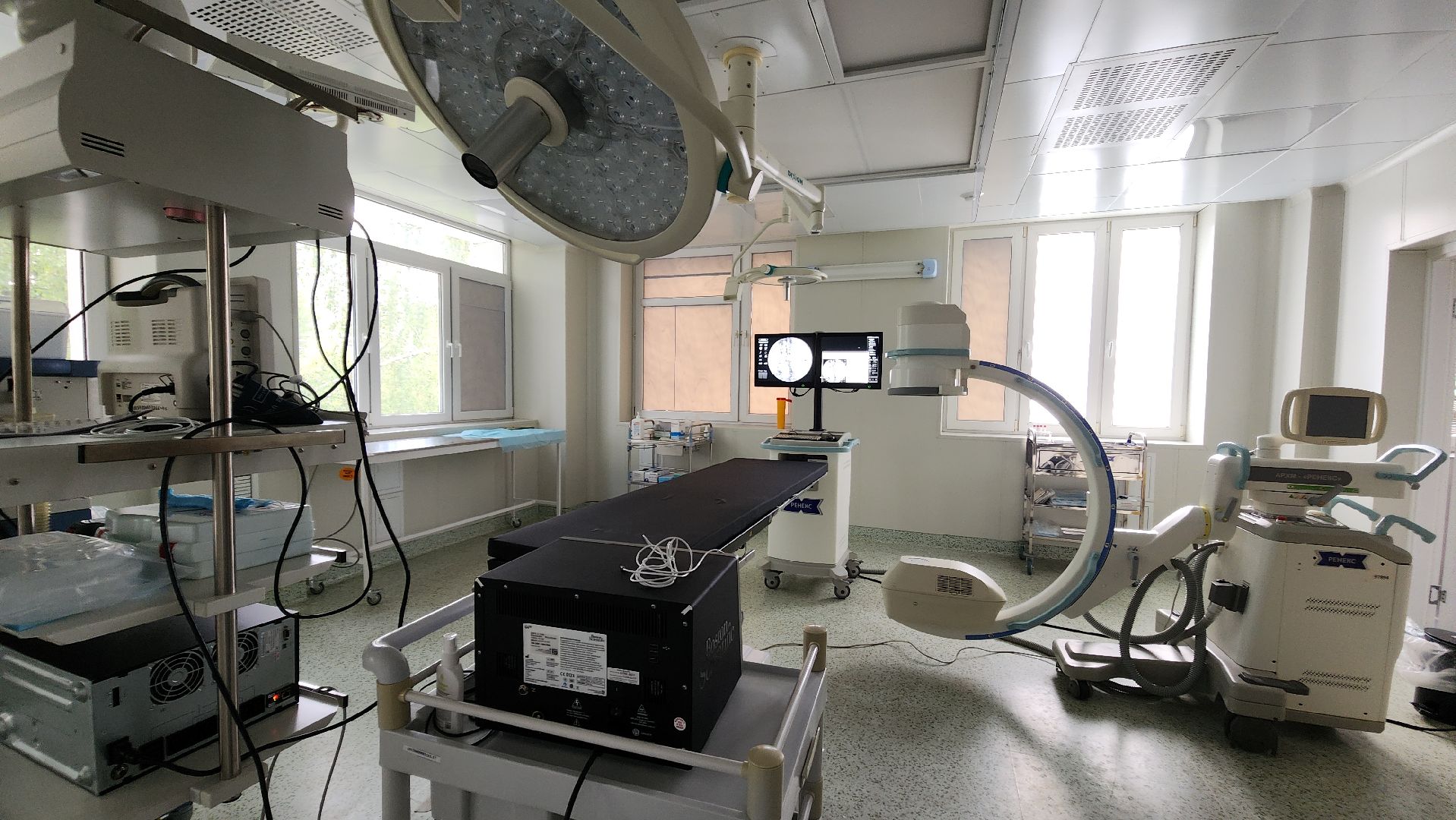 операционная, новое оборудование, медицина, красногорск,