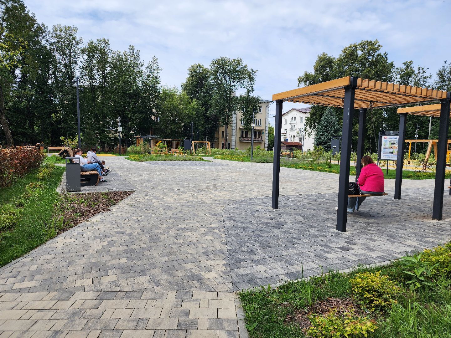 фрязино, ремонт детской площадки, вандализм,