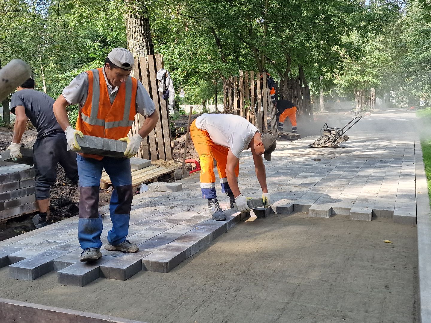 сквер на крупешина в балашихе, балашиха, благоустройство,