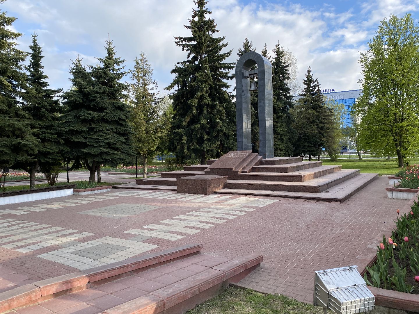 Чехов, ВОВ, День победы, постамент, танк, аллея героев, праздник