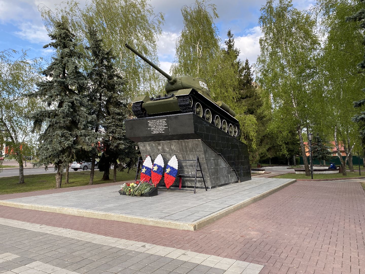 Чехов, ВОВ, День победы, постамент, танк, аллея героев, праздник
