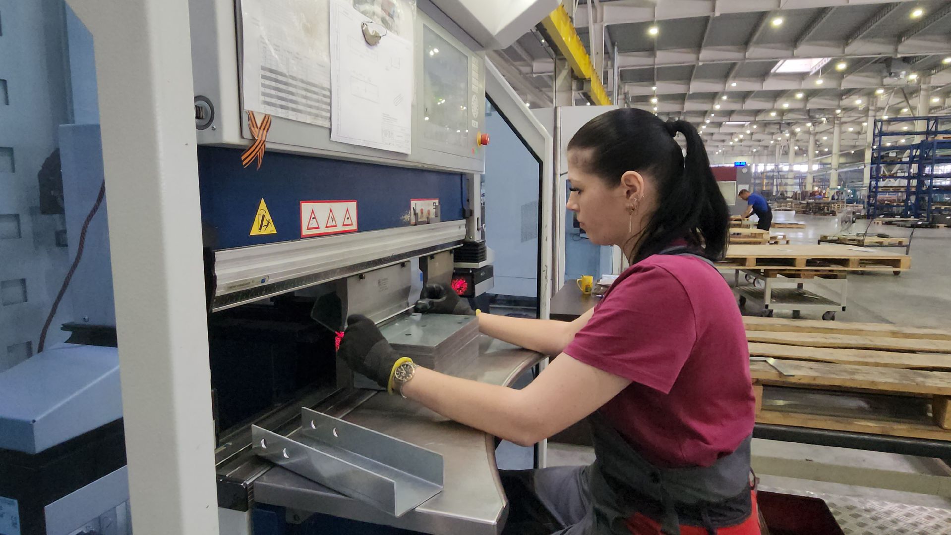 серпухов, серпуховский лифтостроительный завод, слз, лифты производят в серпухове, улица базовая,