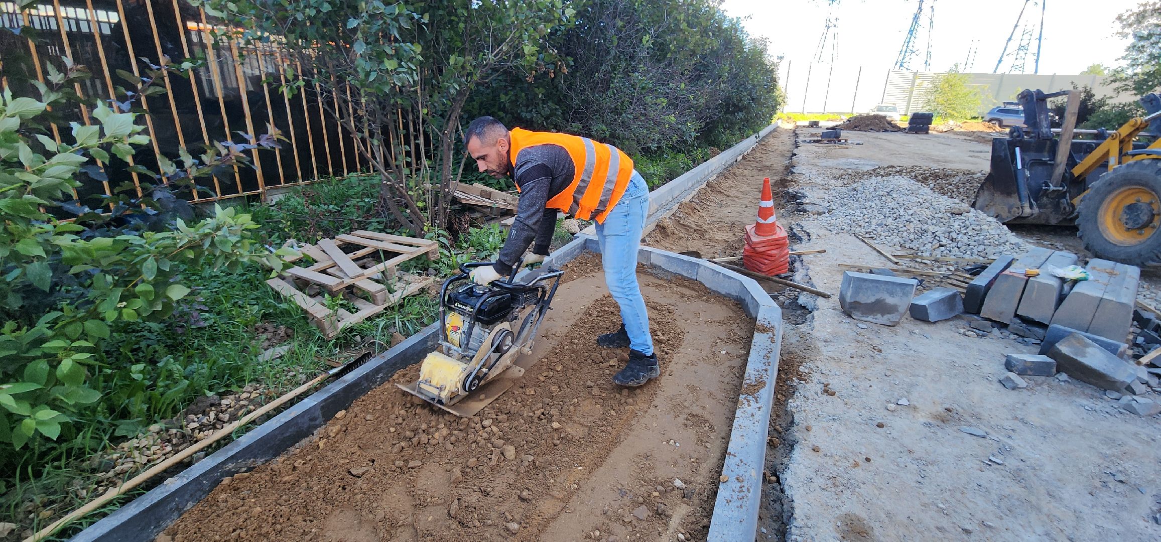 Благоустройство , Супонево , Звенигород , Придомовые тротуары и дороги , Комфортная среда ,