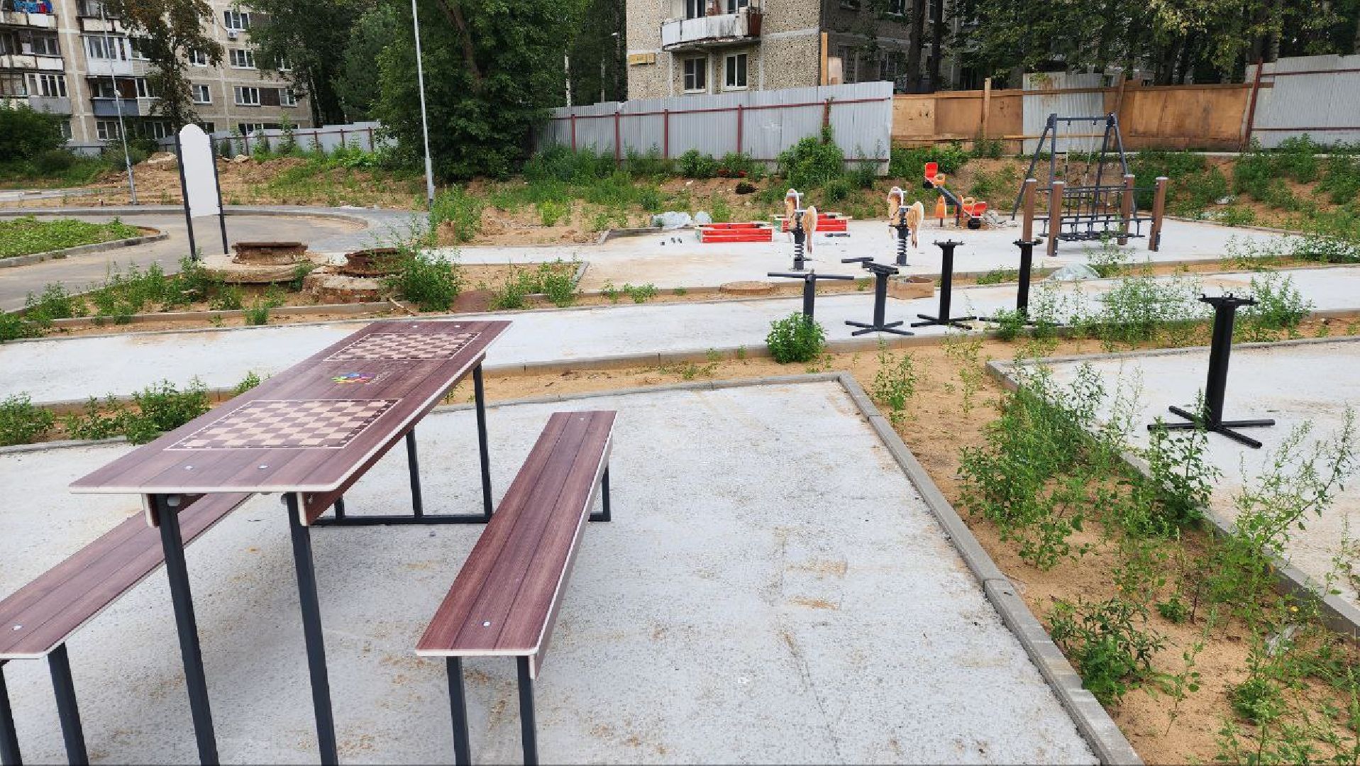 Дмитров, Переселенцы из аварийного жилья, Минстрой,