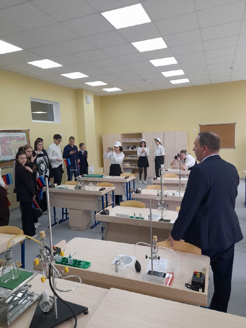 Луганск, День победы, Чехов, дети, школа, Подмосковье