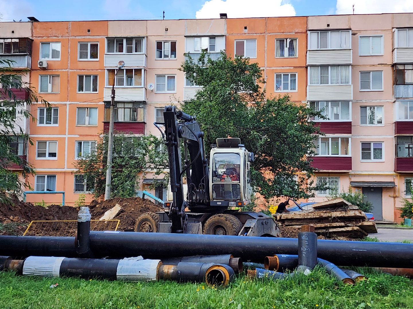 чехов, вишневый бульвар, капремонт теплотрассы, замена труб отопления и ГВС, подготовка к отопительному сезону, уникальная изоляция труб, госпрограмма московской области, развитие инженерной инфраструктуры,губернатор подмосковья,