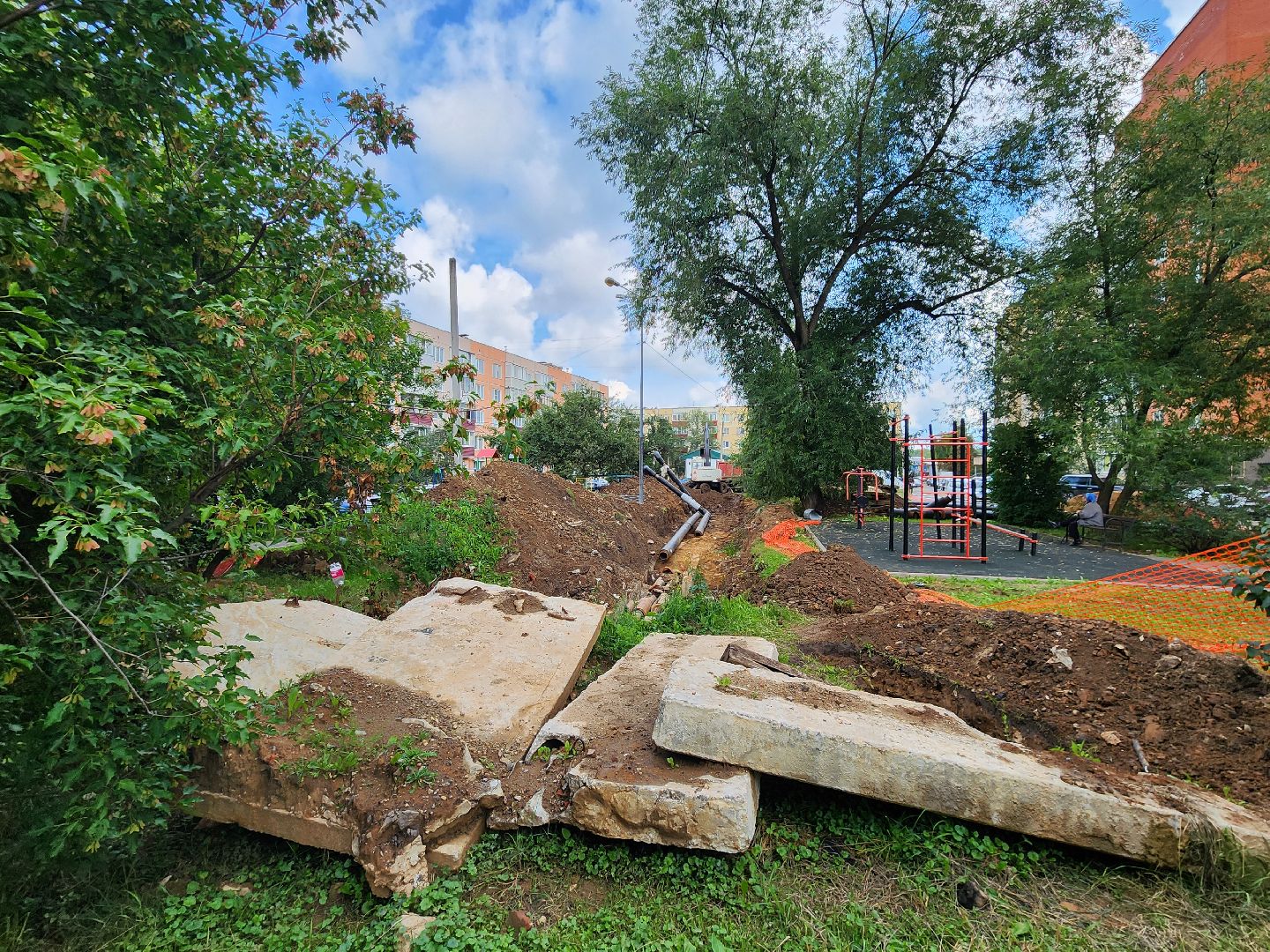 чехов, вишневый бульвар, капремонт теплотрассы, замена труб отопления и ГВС, подготовка к отопительному сезону, уникальная изоляция труб, госпрограмма московской области, развитие инженерной инфраструктуры,губернатор подмосковья,