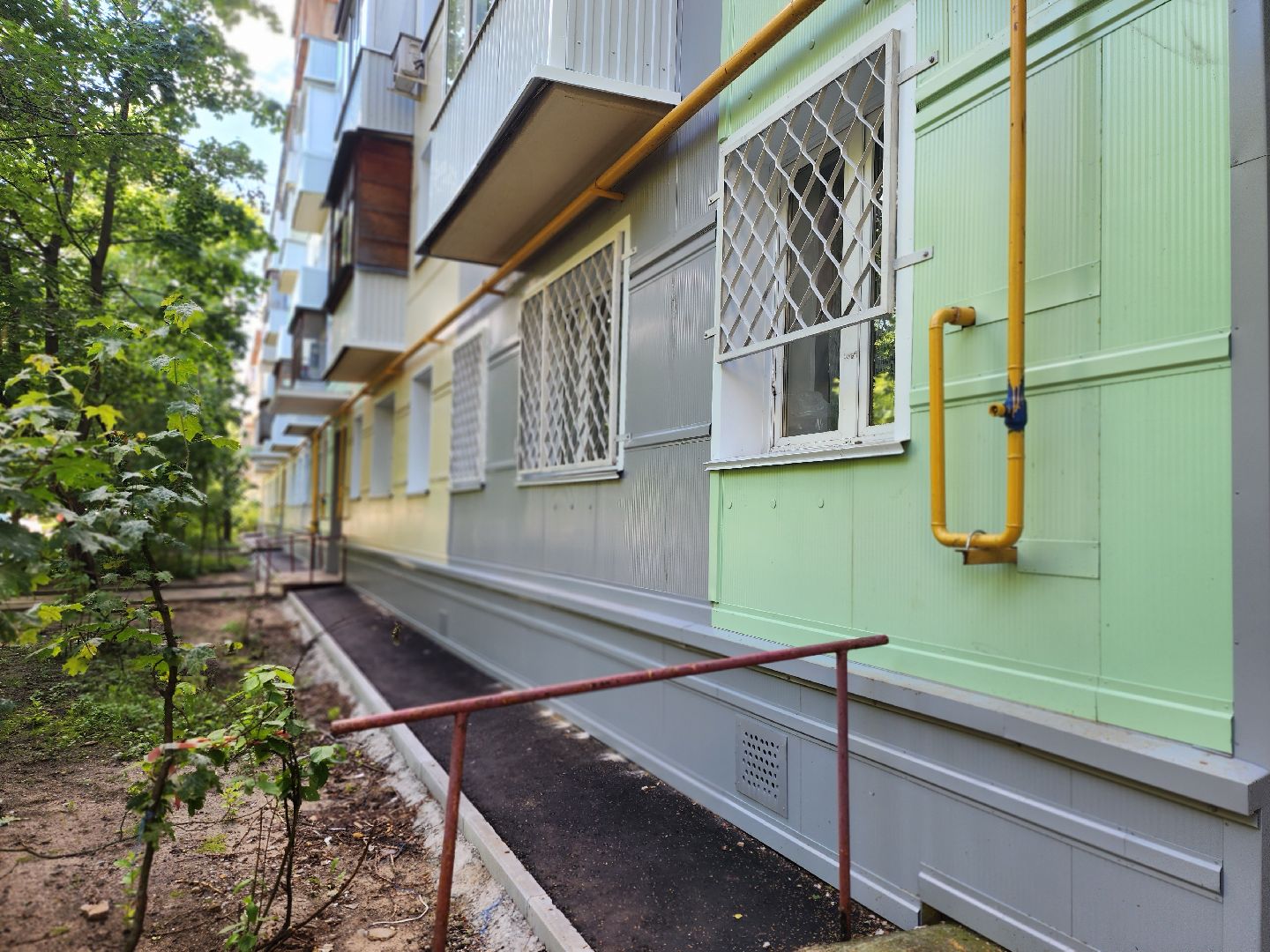 королёв, благоустройство, ремонт фасада дома 41 на Пионерской ,