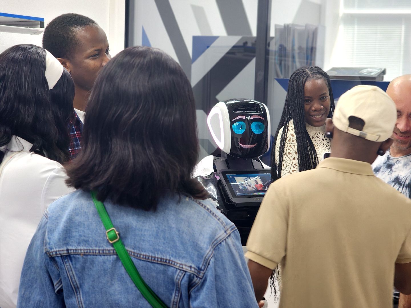 дубна, университет дубна, ниу мэи, африка,