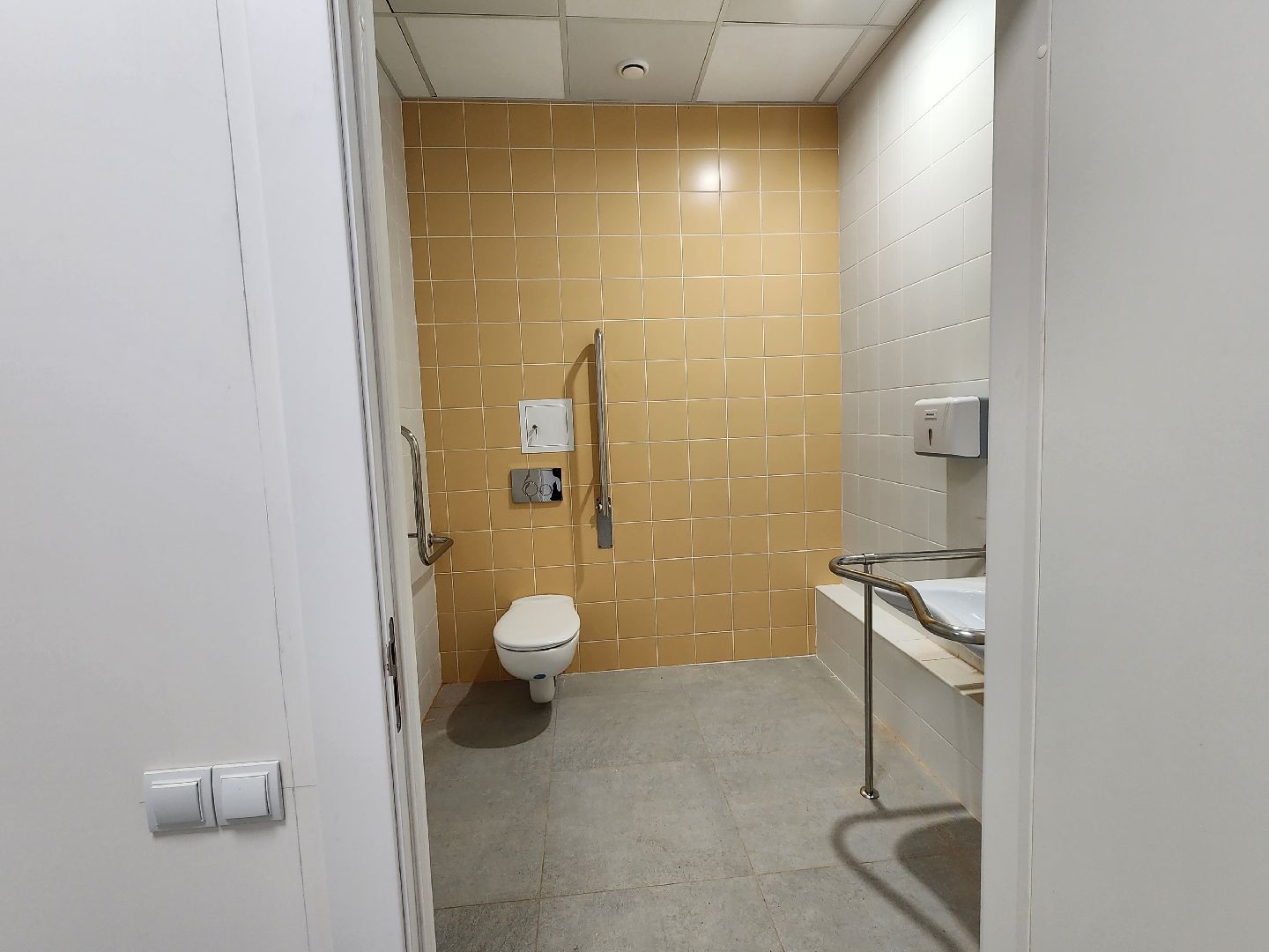 чехов, школа 3, пристройка на 200 мест, строительство, прокладка инженерных сетей, внутренние и внешние коммуникации, отопление, водоснабжение, канализация, электроснабжение, слаботочные сети, пуско-наладочные работы, губернатор подмосковья, госпрограмма московской области,