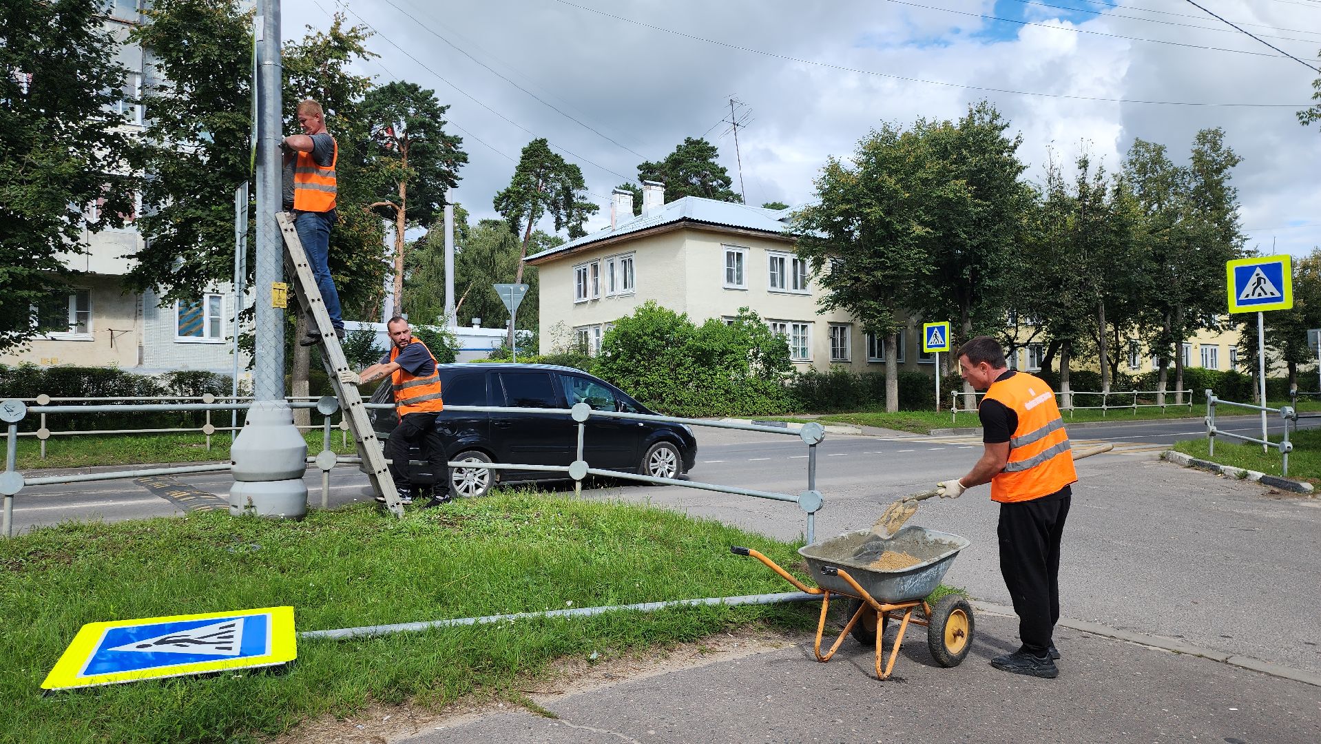 серпухов, подмосковье, установка дорожных знаков, безопасность,