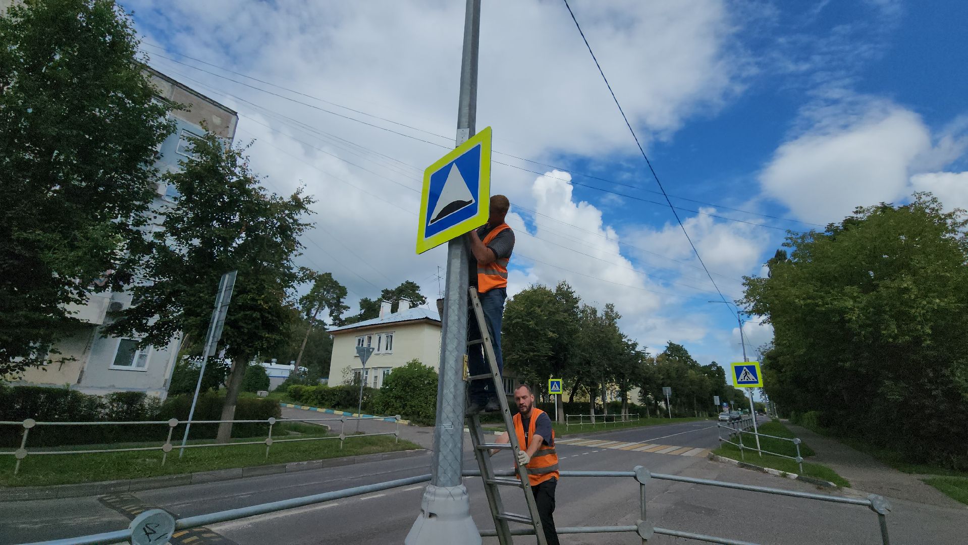 серпухов, подмосковье, установка дорожных знаков, безопасность,