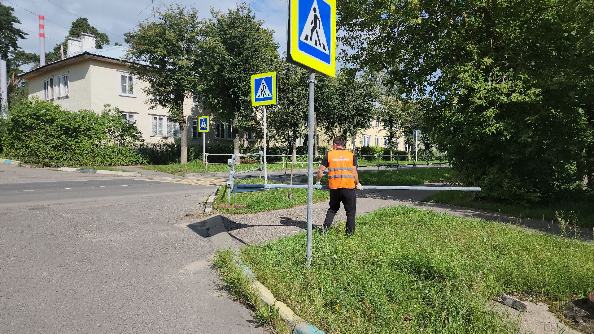 серпухов, подмосковье, установка дорожных знаков, безопасность,